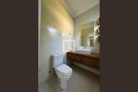 Casa à venda com 300m², 4 quartos e 4 vagasLavabo