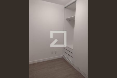 Quarto  de apartamento para alugar com 2 quartos, 70m² em Jardim Flor da Montanha, Guarulhos