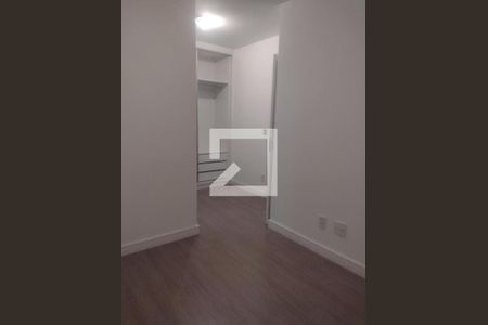 Quarto  de apartamento para alugar com 2 quartos, 70m² em Jardim Flor da Montanha, Guarulhos