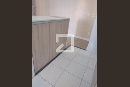 Apartamento para alugar com 70m², 2 quartos e 1 vaga Apartamento para alugar com 70m², 2 quartos e 1 vagaCozinha - Armários