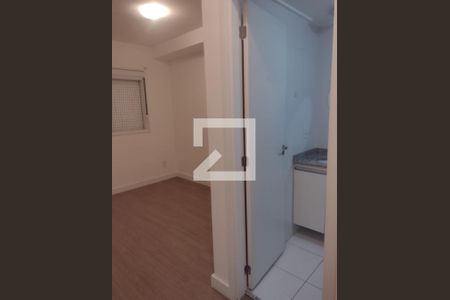 Quarto  de apartamento para alugar com 2 quartos, 70m² em Jardim Flor da Montanha, Guarulhos