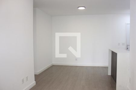 Sala de apartamento para alugar com 2 quartos, 70m² em Jardim Flor da Montanha, Guarulhos