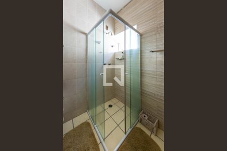 Casa para alugar com 440m², 4 quartos e 2 vagas Casa para alugar com 440m², 4 quartos e 2 vagasBanheiro 2