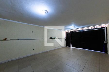 Casa para alugar com 440m², 4 quartos e 2 vagas Casa para alugar com 440m², 4 quartos e 2 vagasGaragem