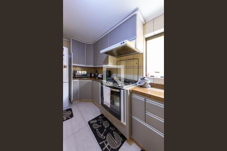 Casa para alugar com 440m², 4 quartos e 2 vagas Casa para alugar com 440m², 4 quartos e 2 vagasCozinha