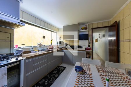 Casa para alugar com 440m², 4 quartos e 2 vagas Casa para alugar com 440m², 4 quartos e 2 vagasCozinha