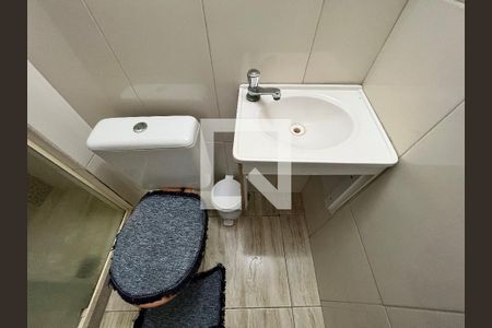 Banheiro da Suíte 1 de casa para alugar com 2 quartos, 60m² em Cachambi, Rio de Janeiro