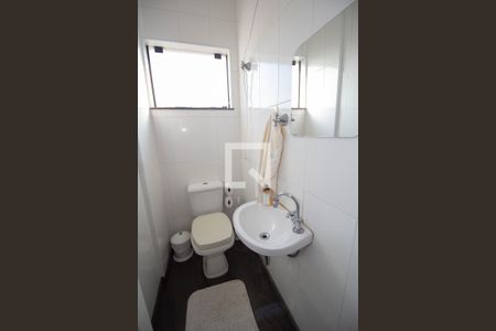 Apartamento à venda com 440m², 4 quartos e 4 vagas Apartamento à venda com 440m², 4 quartos e 4 vagasBanheiro de Serviço