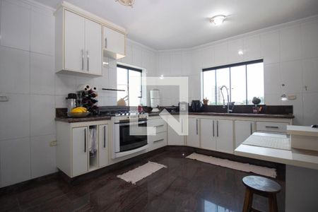 Apartamento à venda com 440m², 4 quartos e 4 vagas Apartamento à venda com 440m², 4 quartos e 4 vagasCozinha