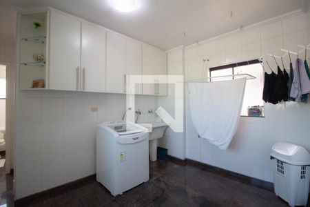 Apartamento à venda com 440m², 4 quartos e 4 vagas Apartamento à venda com 440m², 4 quartos e 4 vagasÁrea de Serviço