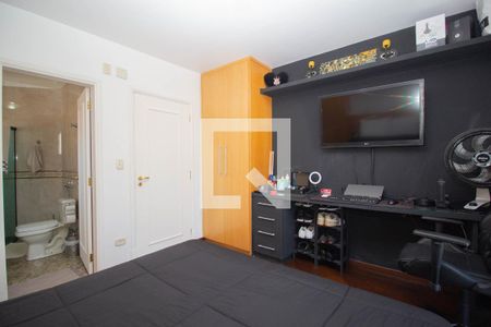 Apartamento à venda com 440m², 4 quartos e 4 vagas Apartamento à venda com 440m², 4 quartos e 4 vagasQuarto 2 - Suíte 1