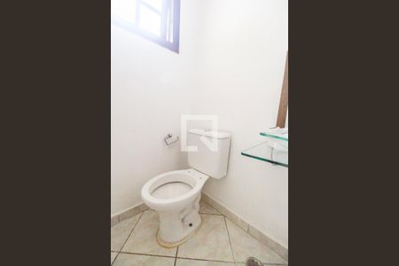 Lavabo de casa de condomínio para alugar com 3 quartos, 74m² em Jardim Regina Alice, Barueri