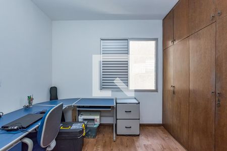 Apartamento à venda com 105m², 3 quartos e 2 vagasQuarto 2