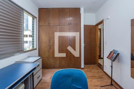 Apartamento à venda com 105m², 3 quartos e 2 vagasQuarto 2