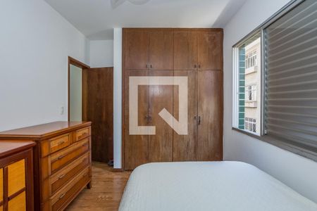 Apartamento à venda com 105m², 3 quartos e 2 vagasQuarto 3