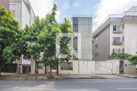 Apartamento à venda com 105m², 3 quartos e 2 vagasFachada