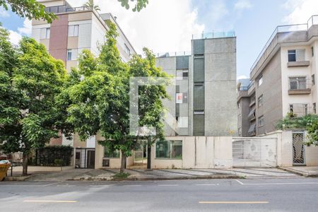 Apartamento à venda com 105m², 3 quartos e 2 vagasFachada