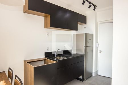 Cozinha de apartamento para alugar com 1 quarto, 26m² em Consolação, São Paulo