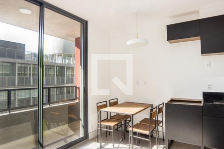 Cozinha de apartamento para alugar com 1 quarto, 26m² em Consolação, São Paulo