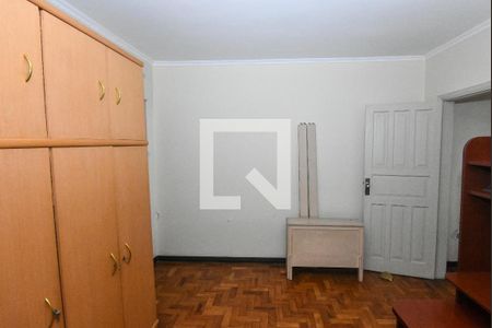 Casa à venda com 200m², 4 quartos e sem vaga Casa à venda com 200m², 4 quartos e sem vagaQuarto 1