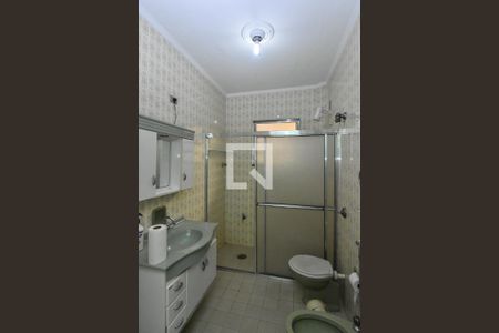Casa à venda com 200m², 4 quartos e sem vaga Casa à venda com 200m², 4 quartos e sem vagaBanheiro