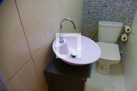 Casa de condomínio à venda com 148m², 4 quartos e sem vaga Casa de condomínio à venda com 148m², 4 quartos e sem vagaLavabo