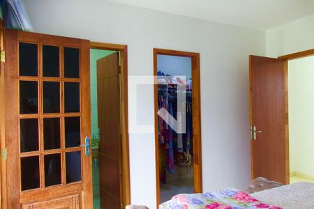 Casa de condomínio à venda com 148m², 4 quartos e sem vaga Casa de condomínio à venda com 148m², 4 quartos e sem vagaSuíte