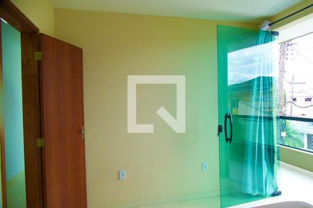 Casa de condomínio à venda com 148m², 4 quartos e sem vaga Casa de condomínio à venda com 148m², 4 quartos e sem vagaQuarto