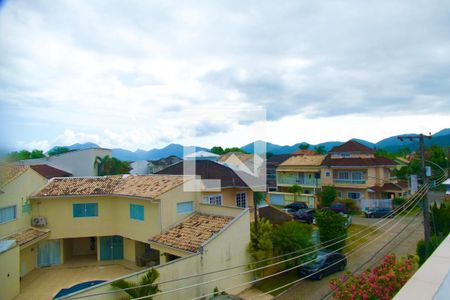 Casa de condomínio à venda com 148m², 4 quartos e sem vaga Casa de condomínio à venda com 148m², 4 quartos e sem vagaTerraço vista