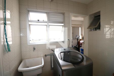 Apartamento à venda com 80m², 3 quartos e 1 vagaÁrea de Serviço