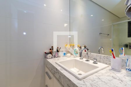 Apartamento à venda com 89m², 3 quartos e 2 vagasBanheiro da Suíte