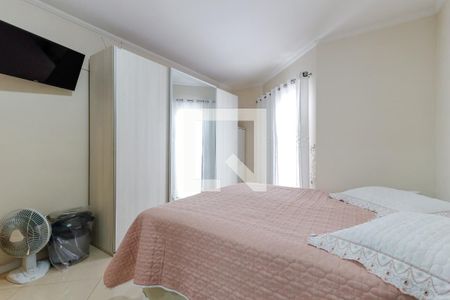 Casa à venda com 100m², 3 quartos e 2 vagas Casa à venda com 100m², 3 quartos e 2 vagasSuíte 1