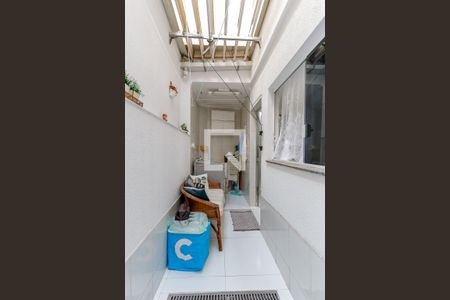 Casa à venda com 100m², 3 quartos e 2 vagas Casa à venda com 100m², 3 quartos e 2 vagasÁrea de Serviço