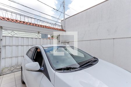 Casa à venda com 100m², 3 quartos e 2 vagas Casa à venda com 100m², 3 quartos e 2 vagasGaragem