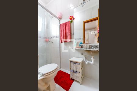 Casa à venda com 100m², 3 quartos e 2 vagas Casa à venda com 100m², 3 quartos e 2 vagasBanheiro da Suíte 2