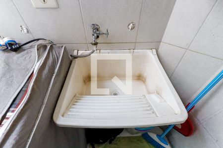 Casa à venda com 100m², 3 quartos e 2 vagas Casa à venda com 100m², 3 quartos e 2 vagasÁrea de Serviço