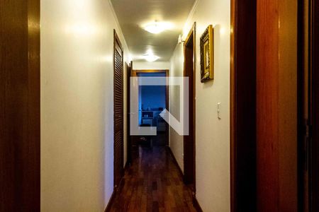 Apartamento à venda com 396m², 3 quartos e 3 vagas Apartamento à venda com 396m², 3 quartos e 3 vagasCorredor