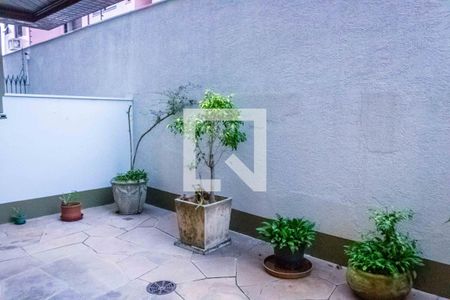 Apartamento à venda com 396m², 3 quartos e 3 vagas Apartamento à venda com 396m², 3 quartos e 3 vagasÁrea comum - Salão de festas