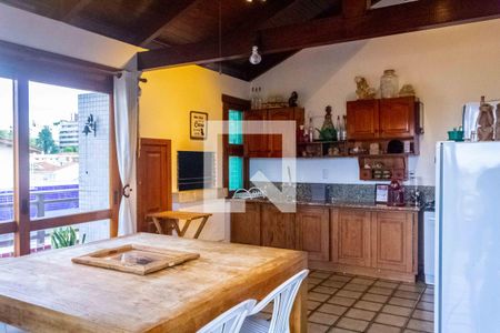 Apartamento à venda com 396m², 3 quartos e 3 vagas Apartamento à venda com 396m², 3 quartos e 3 vagasCozinha 2 andar