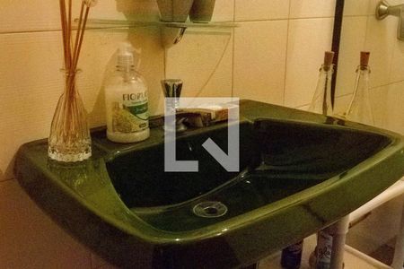 Apartamento à venda com 396m², 3 quartos e 3 vagas Apartamento à venda com 396m², 3 quartos e 3 vagasBanheiro 2 andar