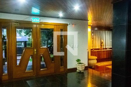 Apartamento à venda com 396m², 3 quartos e 3 vagas Apartamento à venda com 396m², 3 quartos e 3 vagasHall de entrada