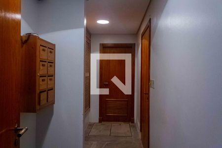 Apartamento à venda com 396m², 3 quartos e 3 vagas Apartamento à venda com 396m², 3 quartos e 3 vagasÁrea comum - Caixa de Correios