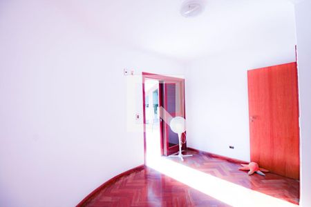 Casa à venda com 350m², 4 quartos e 3 vagas Casa à venda com 350m², 4 quartos e 3 vagasquarto 1
