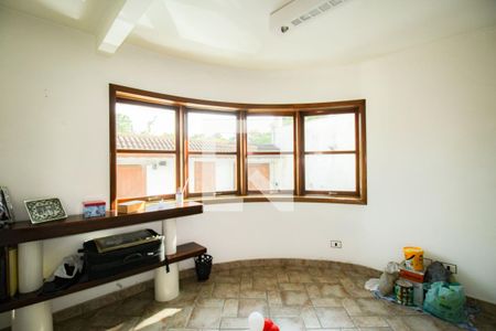 Casa à venda com 350m², 4 quartos e 3 vagas Casa à venda com 350m², 4 quartos e 3 vagasEscritório