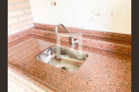 Casa à venda com 350m², 4 quartos e 3 vagas Casa à venda com 350m², 4 quartos e 3 vagasChurrasqueira