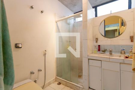 Casa à venda com 280m², 3 quartos e 2 vagas Casa à venda com 280m², 3 quartos e 2 vagasBAnheiro Suite