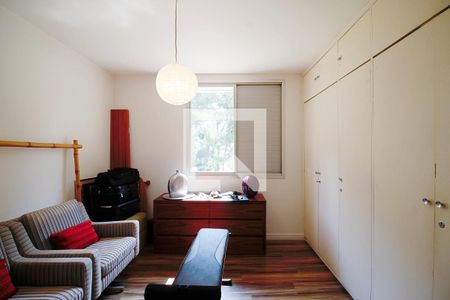 Apartamento à venda com 157m², 3 quartos e 3 vagas Apartamento à venda com 157m², 3 quartos e 3 vagasSuíte 2