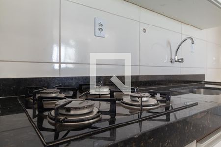 Apartamento para alugar com 58m², 2 quartos e 2 vagasCozinha