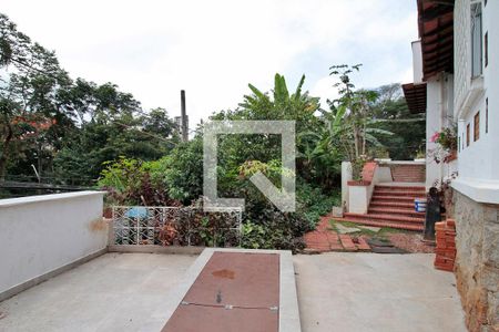 Casa para alugar com 500m², 5 quartos e 5 vagasÁrea externa