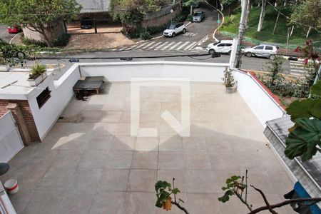 Casa para alugar com 500m², 5 quartos e 5 vagasÁrea externa